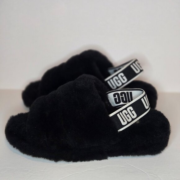 UGG Slide Black SlipOn Soft Wool Sandal Fluff Yeah Shoes Women 7 US (37 EU) NEW - Picture 1 of 8